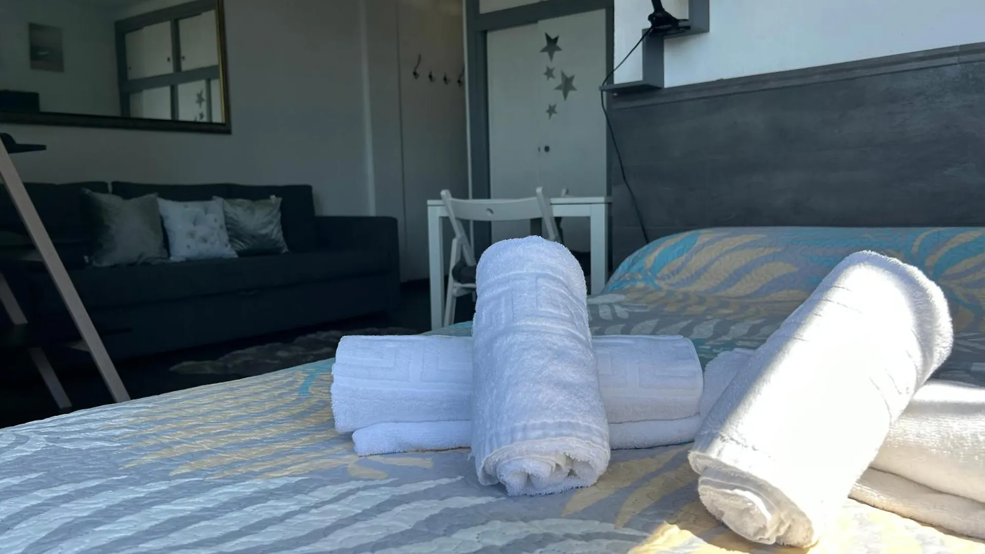 Apartamento Vistas Al Mar Urbanización El Candado Málaga