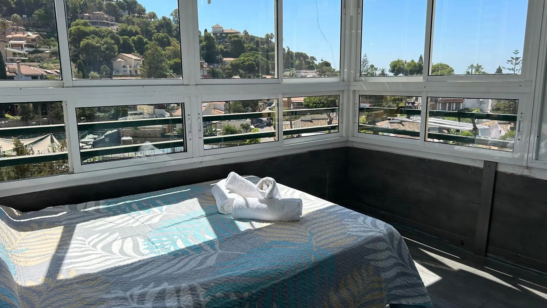 Apartamento Vistas Al Mar Urbanización El Candado Málaga